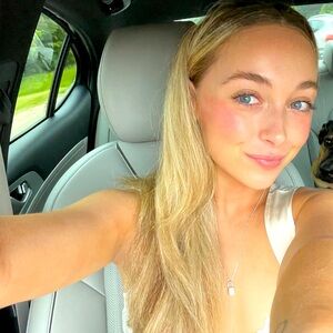 Meet your Posher, Shelby